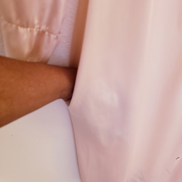 Vintage Vanity Fair Pink Lace Trimmed Robe with flaw, Size XL fits up to size 20 - Picture 7 of 10